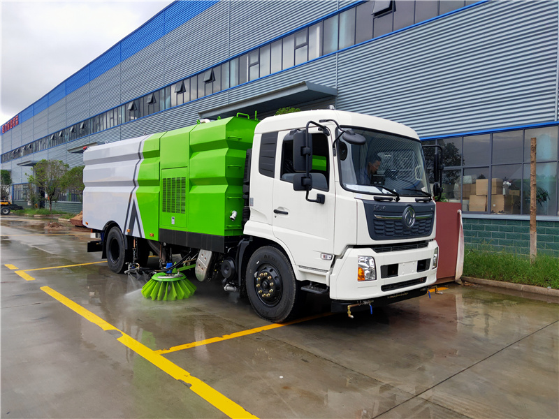 東風天錦洗掃車